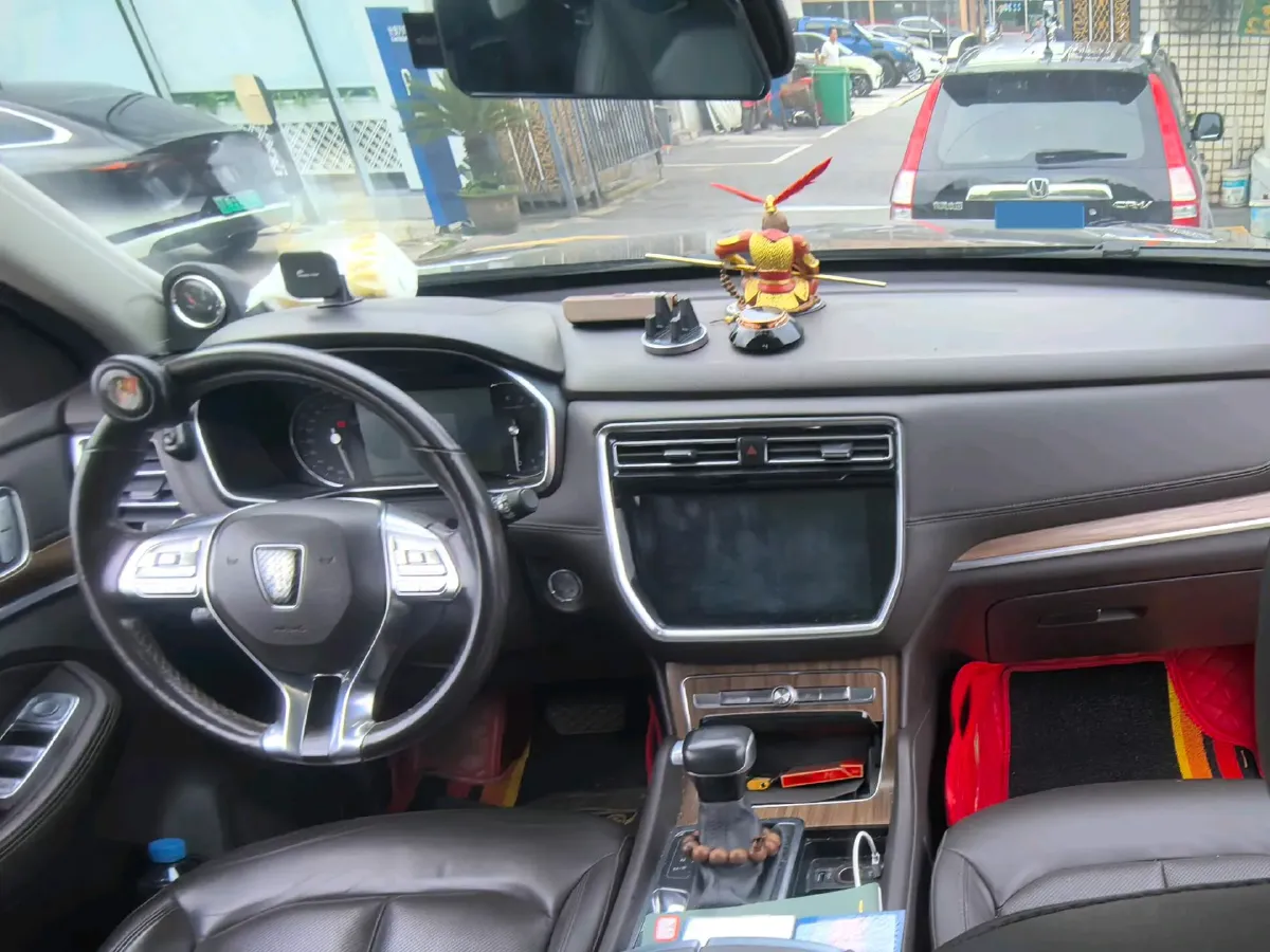 2019 Roewe RX8 2.0T 222HP L4 6AT,autocango,china used car exporter,china ev exporter,chinese used car exporter,chinese used ev exporter