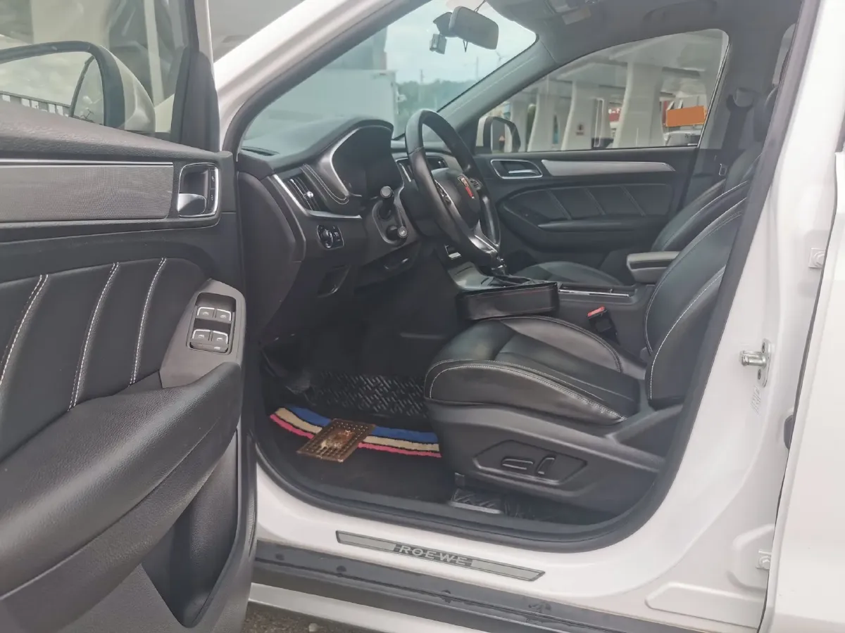 2019 Roewe i6 1.5T 169HP L4 7DCT,autocango,china used car exporter,china ev exporter,chinese used car exporter,chinese used ev exporter