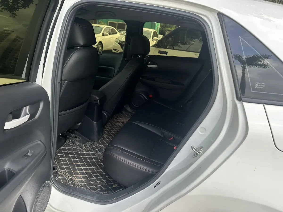 2022 Honda Fit 1.5L 131HP L4 CVT,autocango,china used car exporter,china ev exporter,chinese used car exporter,chinese used ev exporter