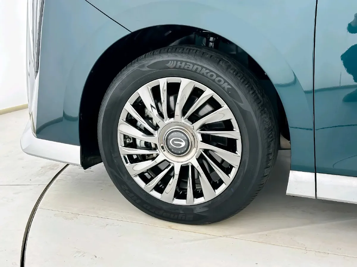 2023 GAC Trumpchi M8 2.0T 190HP L4 E-CVT Hybrid,autocango,china used car exporter,china ev exporter,chinese used car exporter,chinese used ev exporter