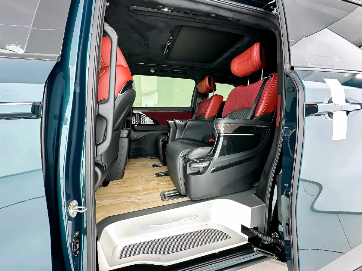 2023 GAC Trumpchi M8 2.0T 190HP L4 E-CVT Hybrid,autocango,china used car exporter,china ev exporter,chinese used car exporter,chinese used ev exporter