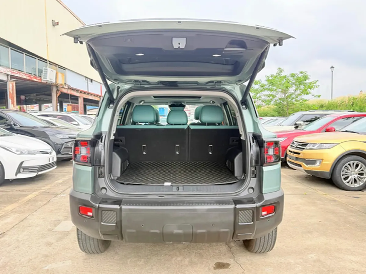 2025 Jetour Traveller 2.0T 254HP L4 7DCT,autocango,china used car exporter,china ev exporter,chinese used car exporter,chinese used ev exporter