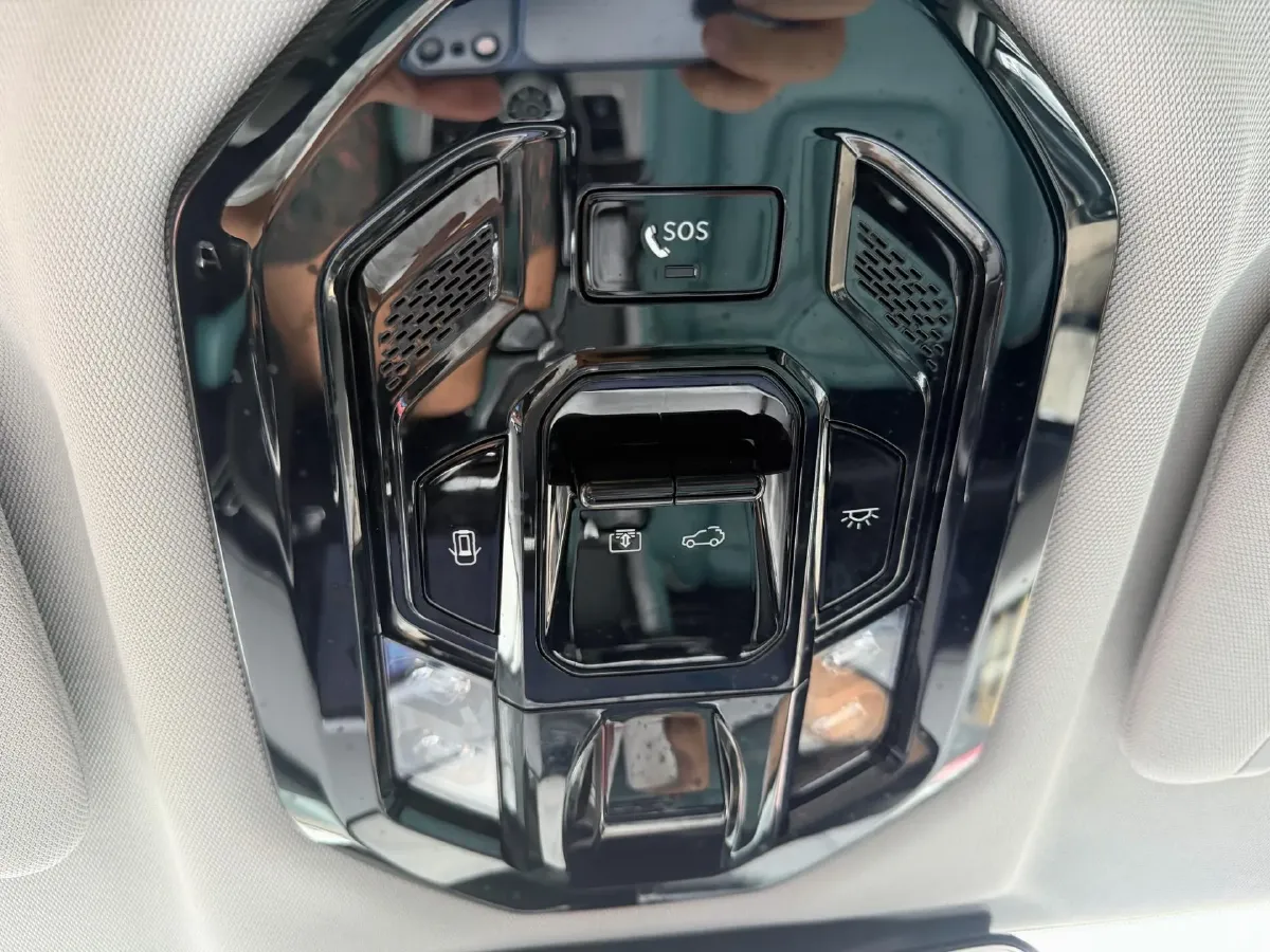 2025 Jetour Traveller 2.0T 254HP L4 7DCT,autocango,china used car exporter,china ev exporter,chinese used car exporter,chinese used ev exporter