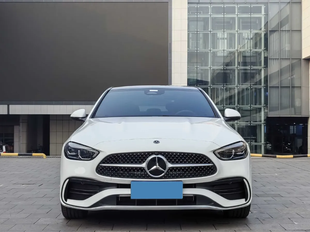 2024 Mercedes-Benz C Class 1.5T 204HP L4 9AT,autocango,china used car exporter,china ev exporter,chinese used car exporter,chinese used ev exporter