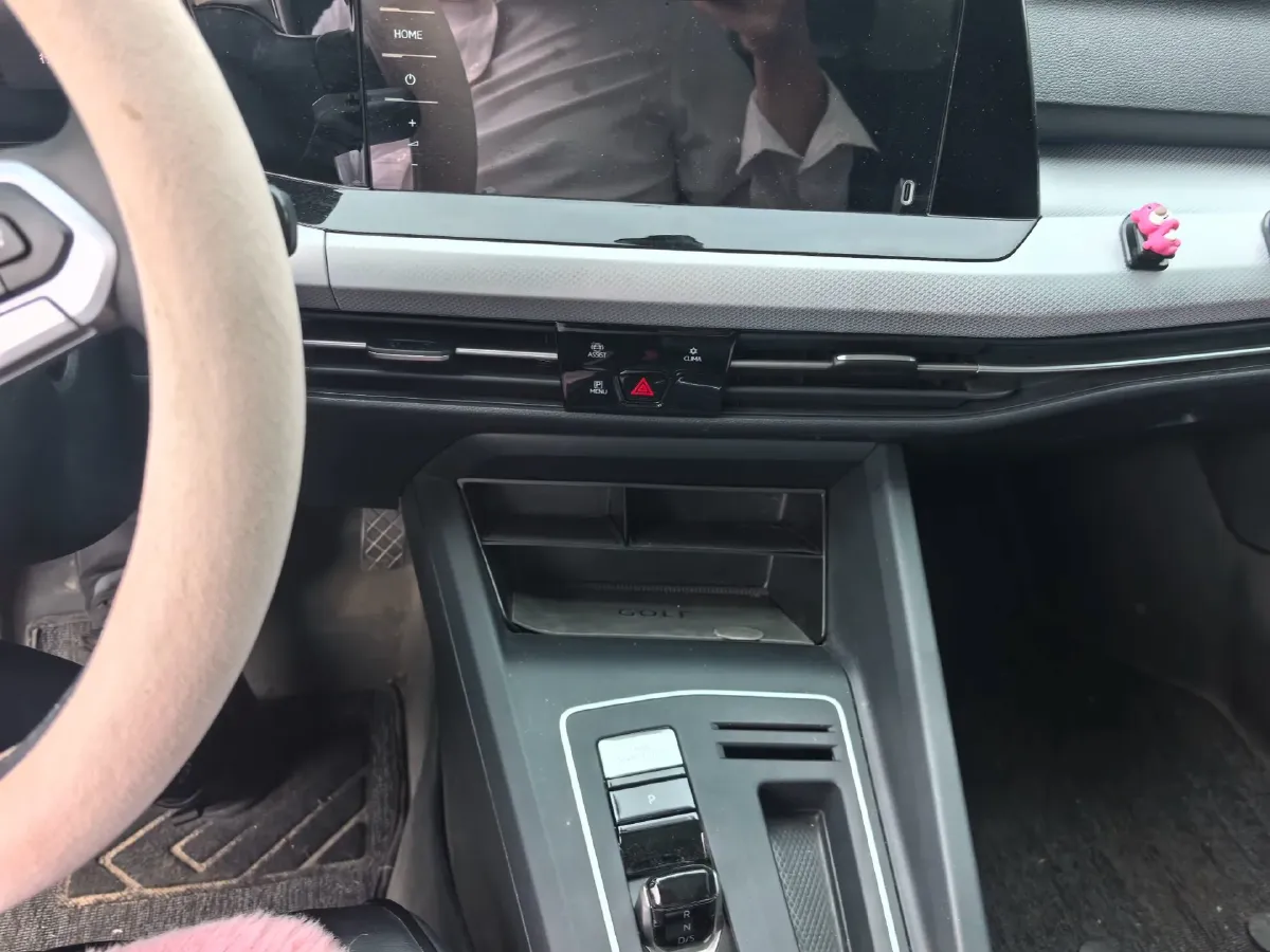 2023 Volkswagen Golf 1.4T 150HP L4 7DCT,autocango,china used car exporter,china ev exporter,chinese used car exporter,chinese used ev exporter