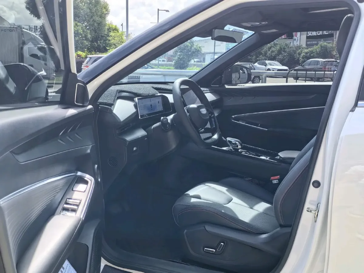2023 Nissan Sylphy 1.6L 135HP L4 CVT,autocango,china used car exporter,china ev exporter,chinese used car exporter,chinese used ev exporter