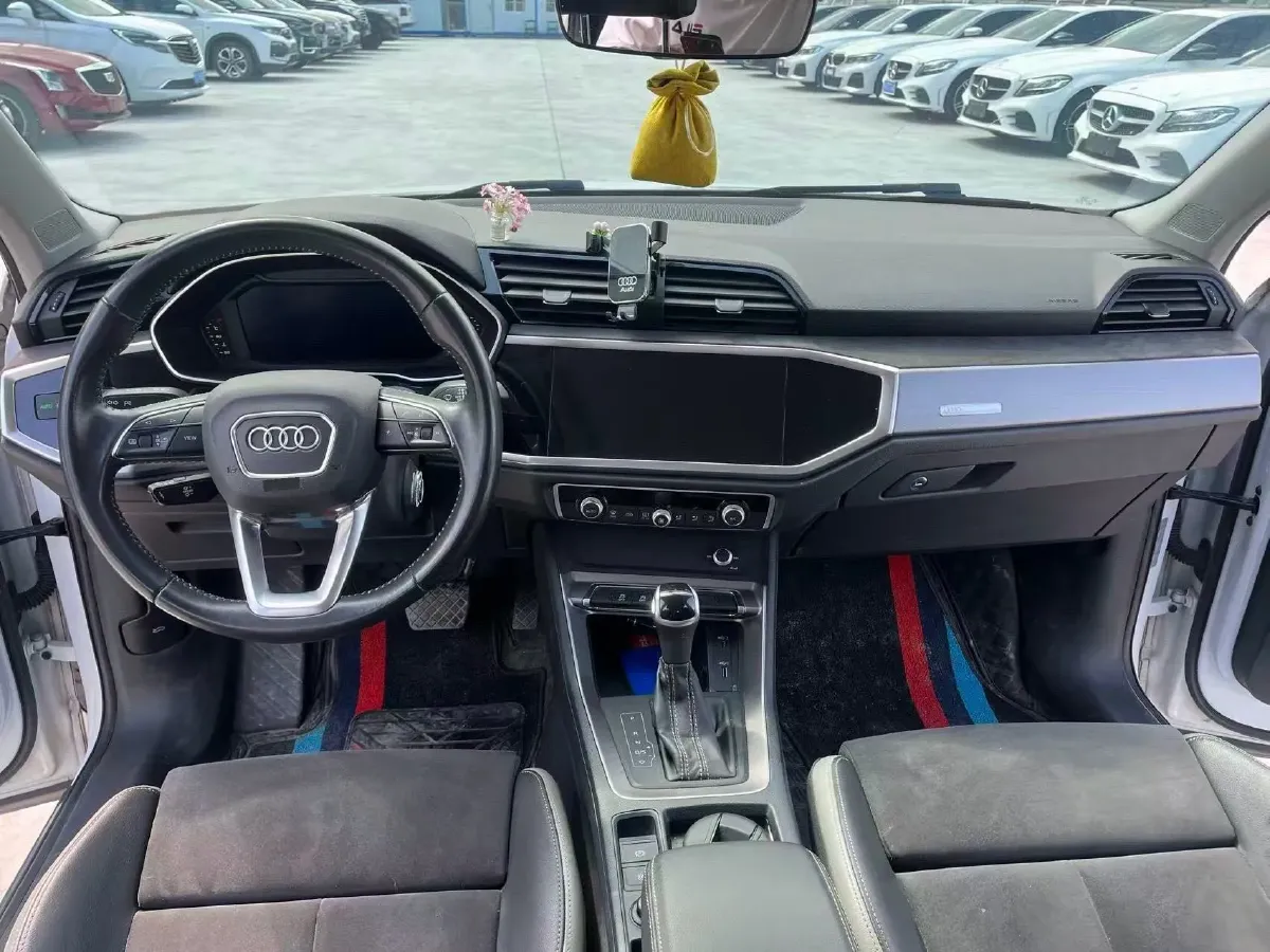 2021 Audi Q3 1.4T 150HP L4 7DCT,autocango,china used car exporter,china ev exporter,chinese used car exporter,chinese used ev exporter