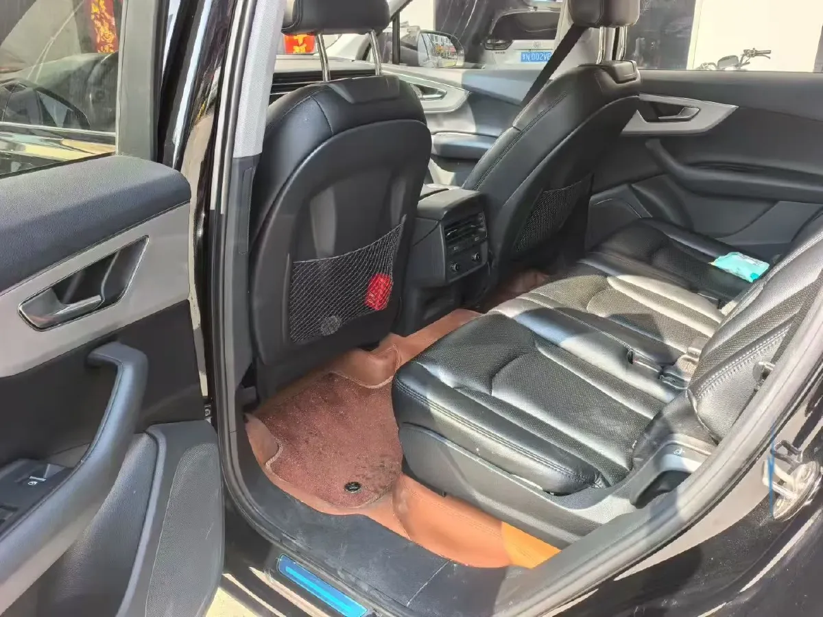 2020 Audi Q7 2.0T 245HP L4 8AT,autocango,china used car exporter,china ev exporter,chinese used car exporter,chinese used ev exporter