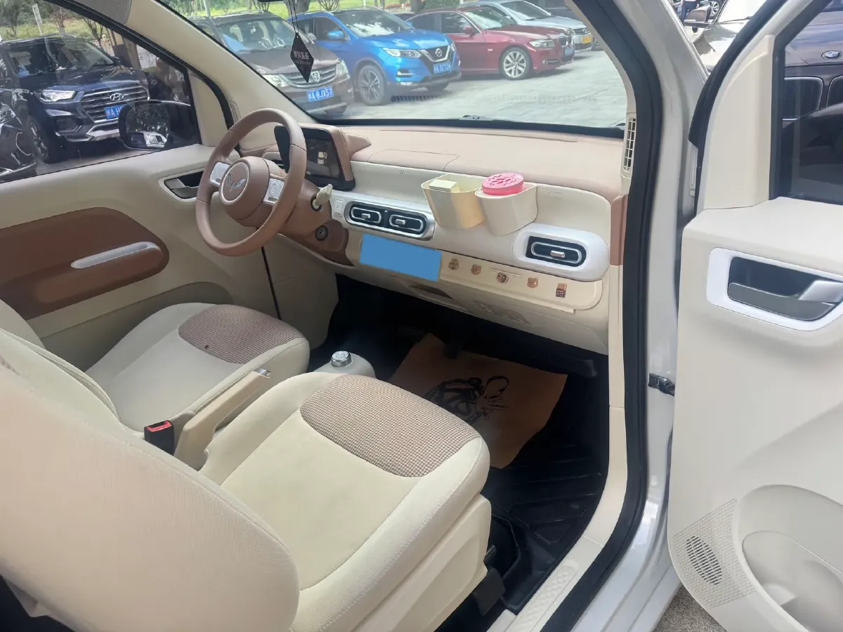 2024 WuLing HongGuang MINI EV BEV 17.3KWH,autocango,china used car exporter,china ev exporter,chinese used car exporter,chinese used ev exporter