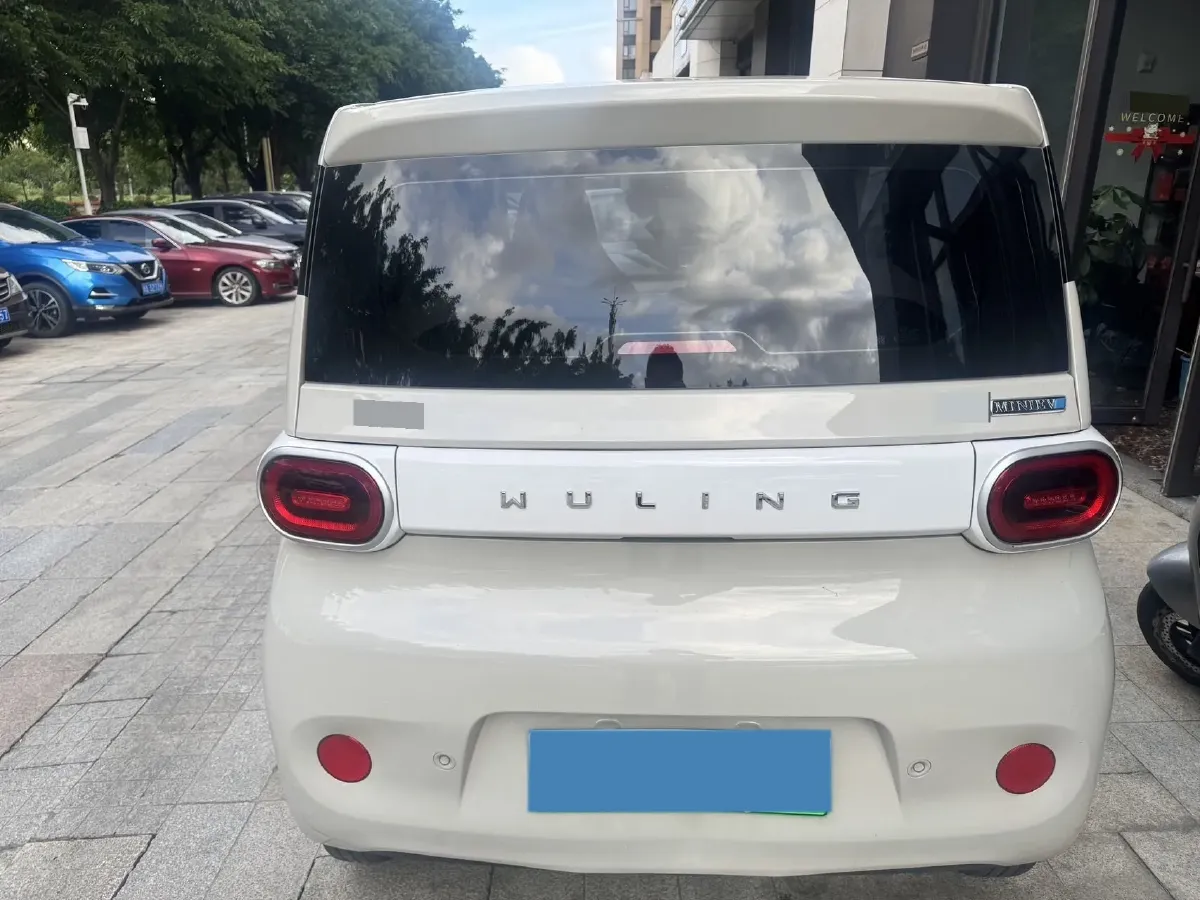 2024 WuLing HongGuang MINI EV BEV 17.3KWH,autocango,china used car exporter,china ev exporter,chinese used car exporter,chinese used ev exporter