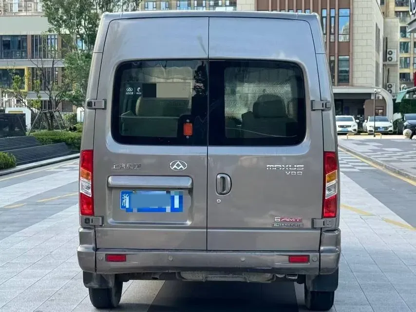 2018 MAXUS XinTu V80 2.5T 136HP L4 6MT,autocango,china used car exporter,china ev exporter,chinese used car exporter,chinese used ev exporter