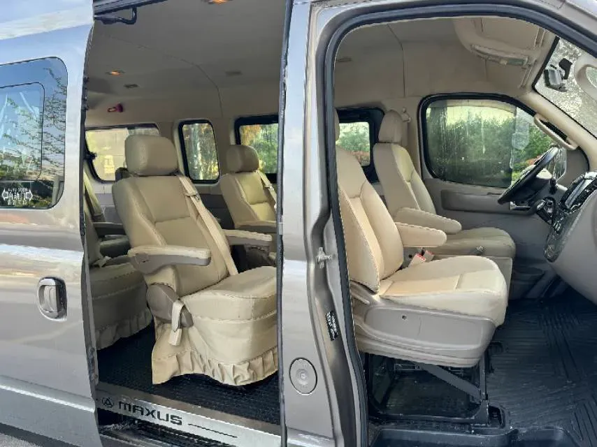 2018 MAXUS XinTu V80 2.5T 136HP L4 6MT,autocango,china used car exporter,china ev exporter,chinese used car exporter,chinese used ev exporter