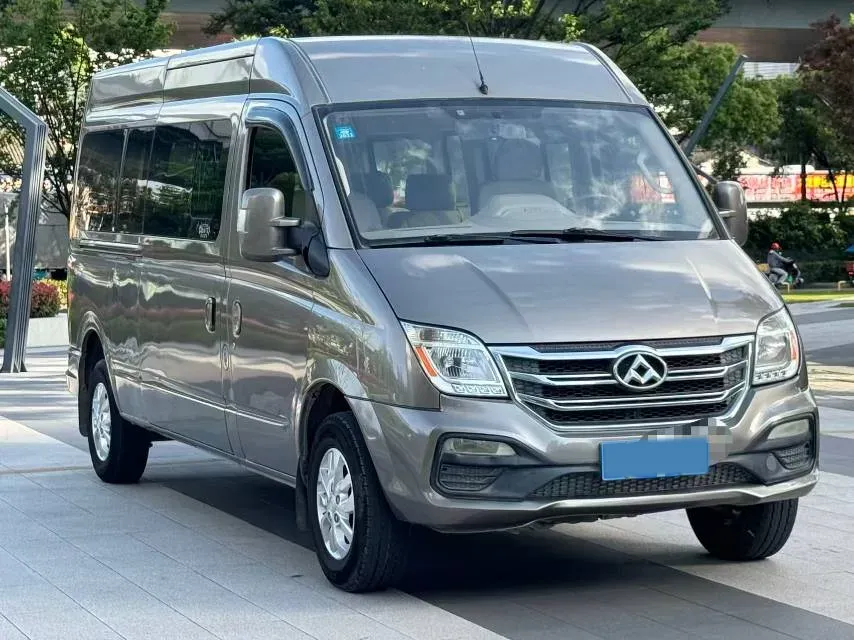 2018 MAXUS XinTu V80 2.5T 136HP L4 6MT,autocango,china used car exporter,china ev exporter,chinese used car exporter,chinese used ev exporter