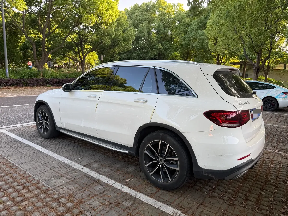 2021 Mercedes-Benz GLC Class 2.0T 197HP L4 9AT,autocango,china used car exporter,china ev exporter,chinese used car exporter,chinese used ev exporter