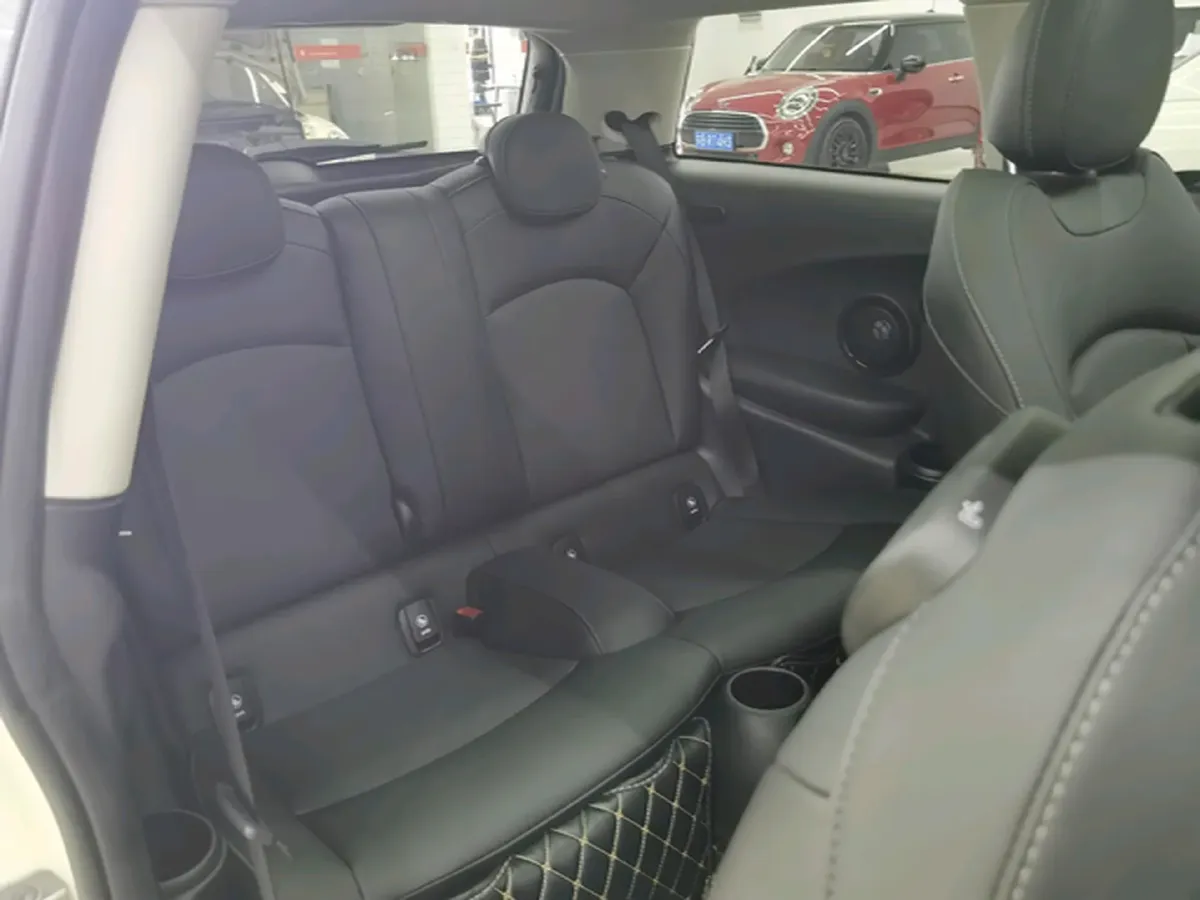 2023 MINI MINI 1.5T 136HP L3 7DCT,autocango,china used car exporter,china ev exporter,chinese used car exporter,chinese used ev exporter