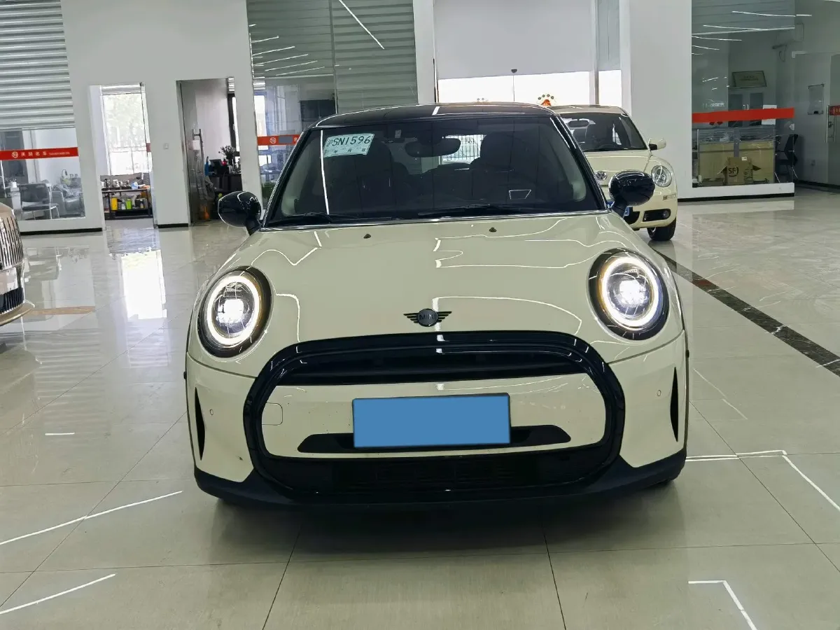 2023 MINI MINI 1.5T 136HP L3 7DCT,autocango,china used car exporter,china ev exporter,chinese used car exporter,chinese used ev exporter