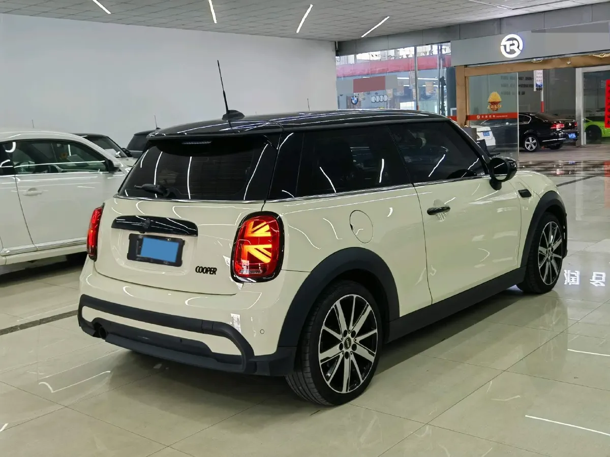 2023 MINI MINI 1.5T 136HP L3 7DCT,autocango,china used car exporter,china ev exporter,chinese used car exporter,chinese used ev exporter