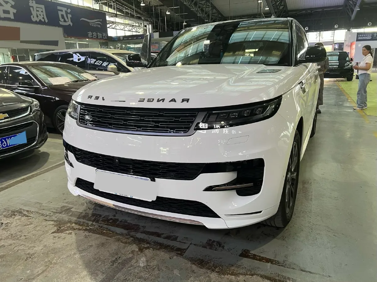 2024 Land Rover Range Rover Sport 3.0T 400HP L6 8AT,autocango,china used car exporter,china ev exporter,chinese used car exporter,chinese used ev exporter