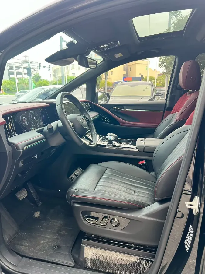 2023 GAC Trumpchi M8 2.0T 190HP L4 E-CVT Hybrid,autocango,china used car exporter,china ev exporter,chinese used car exporter,chinese used ev exporter