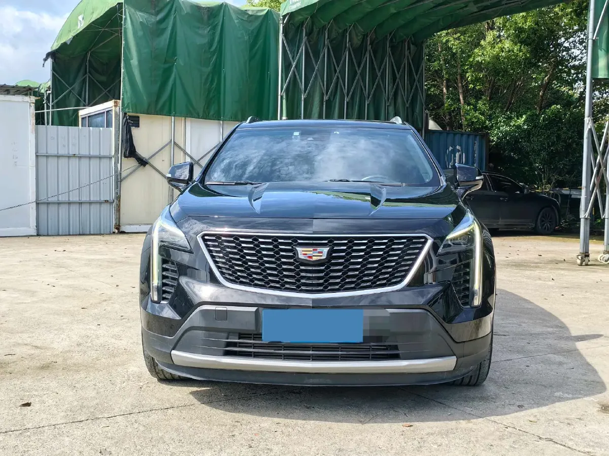 2022 Cadillac XT4 2.0T 237HP L4 9AT,autocango,china used car exporter,china ev exporter,chinese used car exporter,chinese used ev exporter