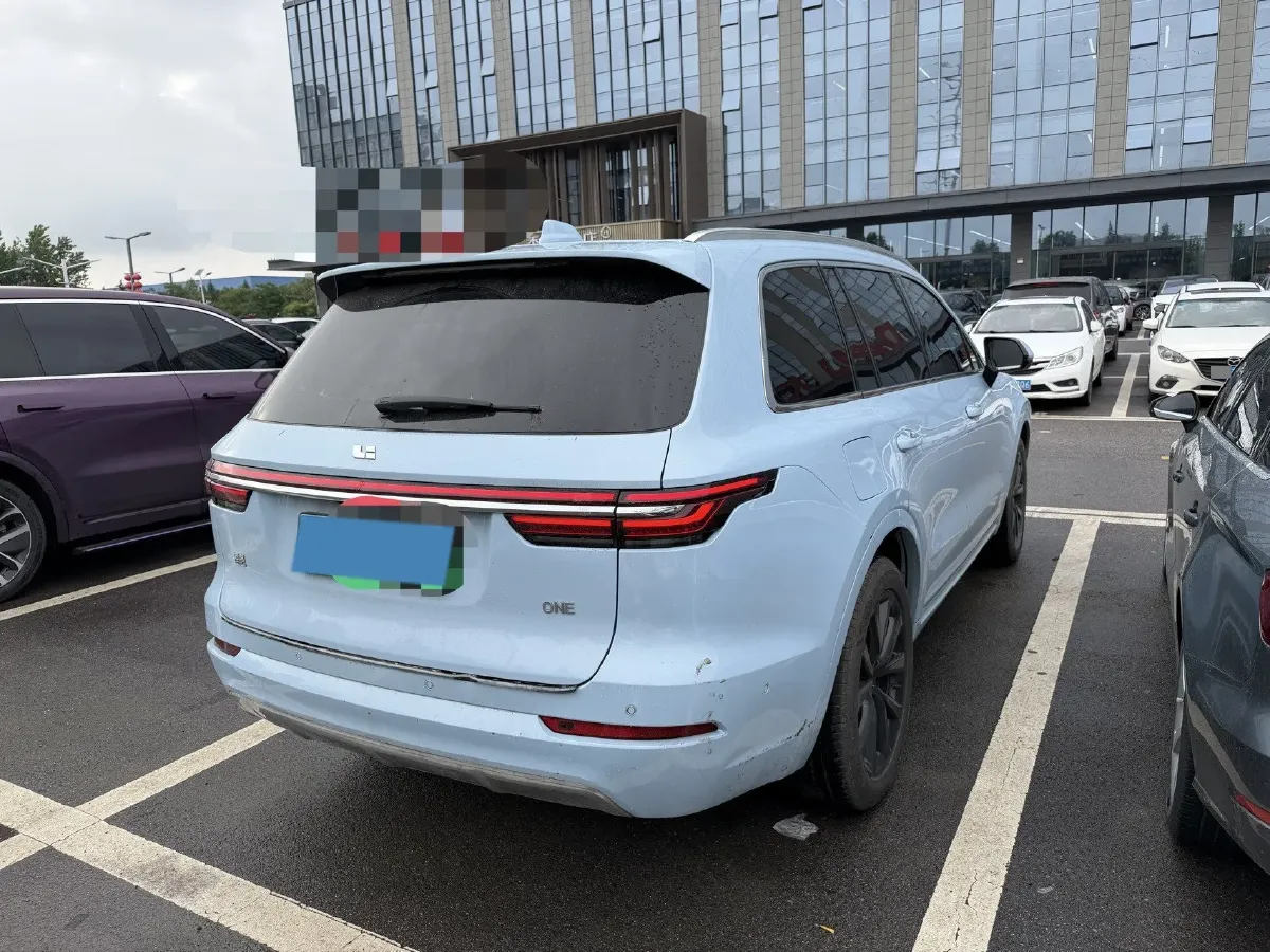 2021 Li ONE Range Extended 131HP REEV 40.5KWH,autocango,china used car exporter,china ev exporter,chinese used car exporter,chinese used ev exporter