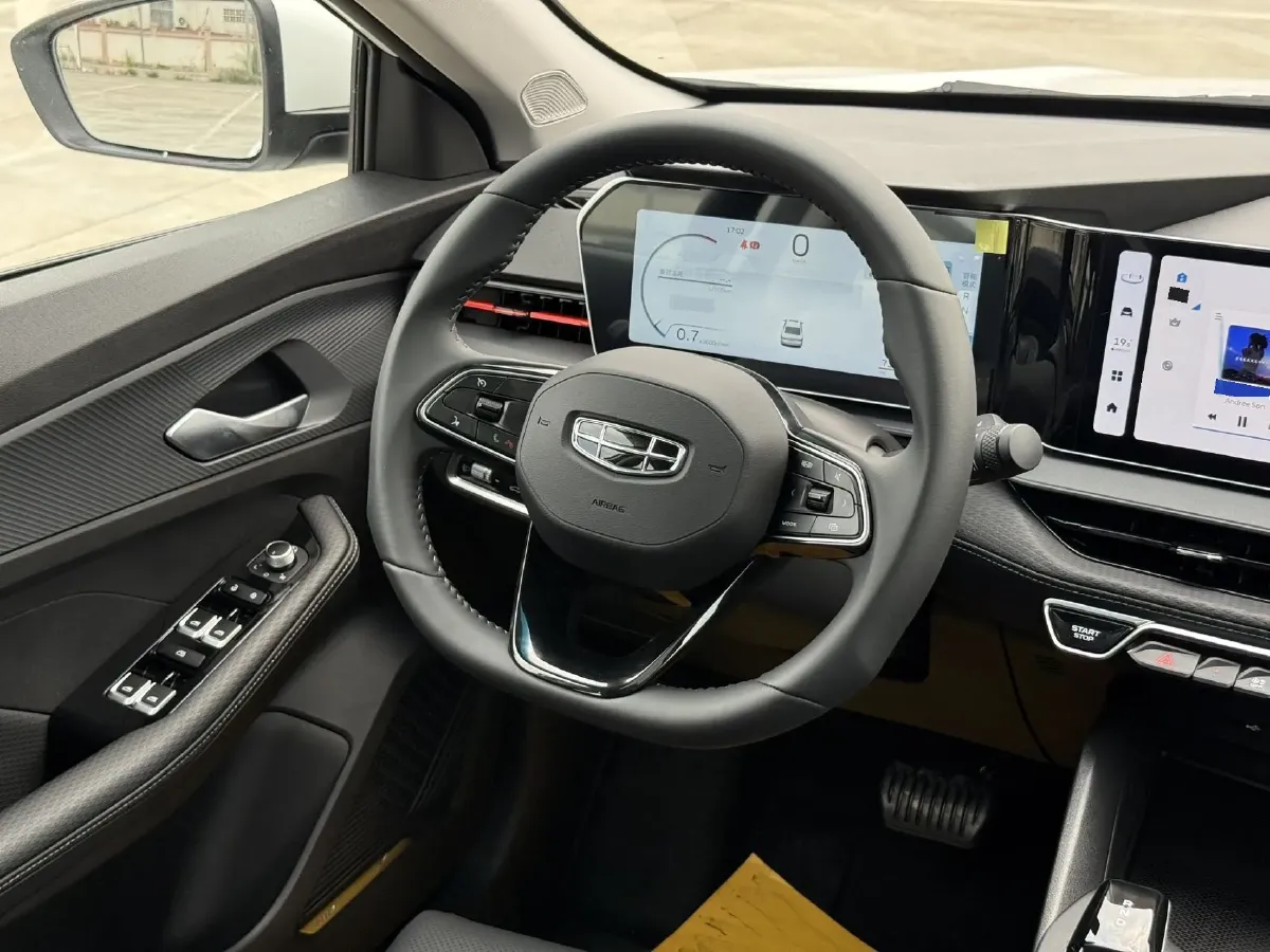 2024 Geely Binray 1.5T 181HP L4 7DCT,autocango,china used car exporter,china ev exporter,chinese used car exporter,chinese used ev exporter