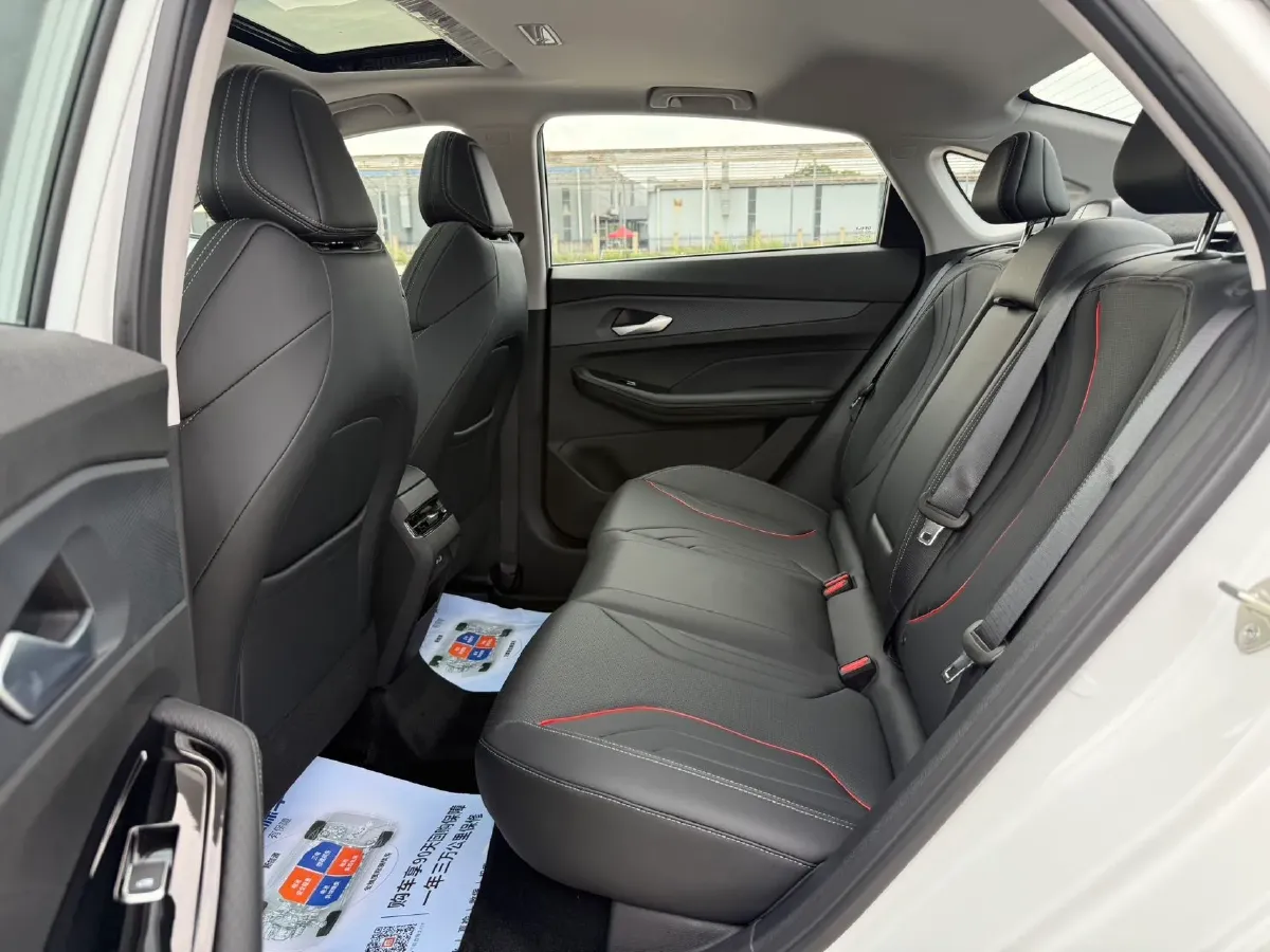 2024 Geely Binray 1.5T 181HP L4 7DCT,autocango,china used car exporter,china ev exporter,chinese used car exporter,chinese used ev exporter