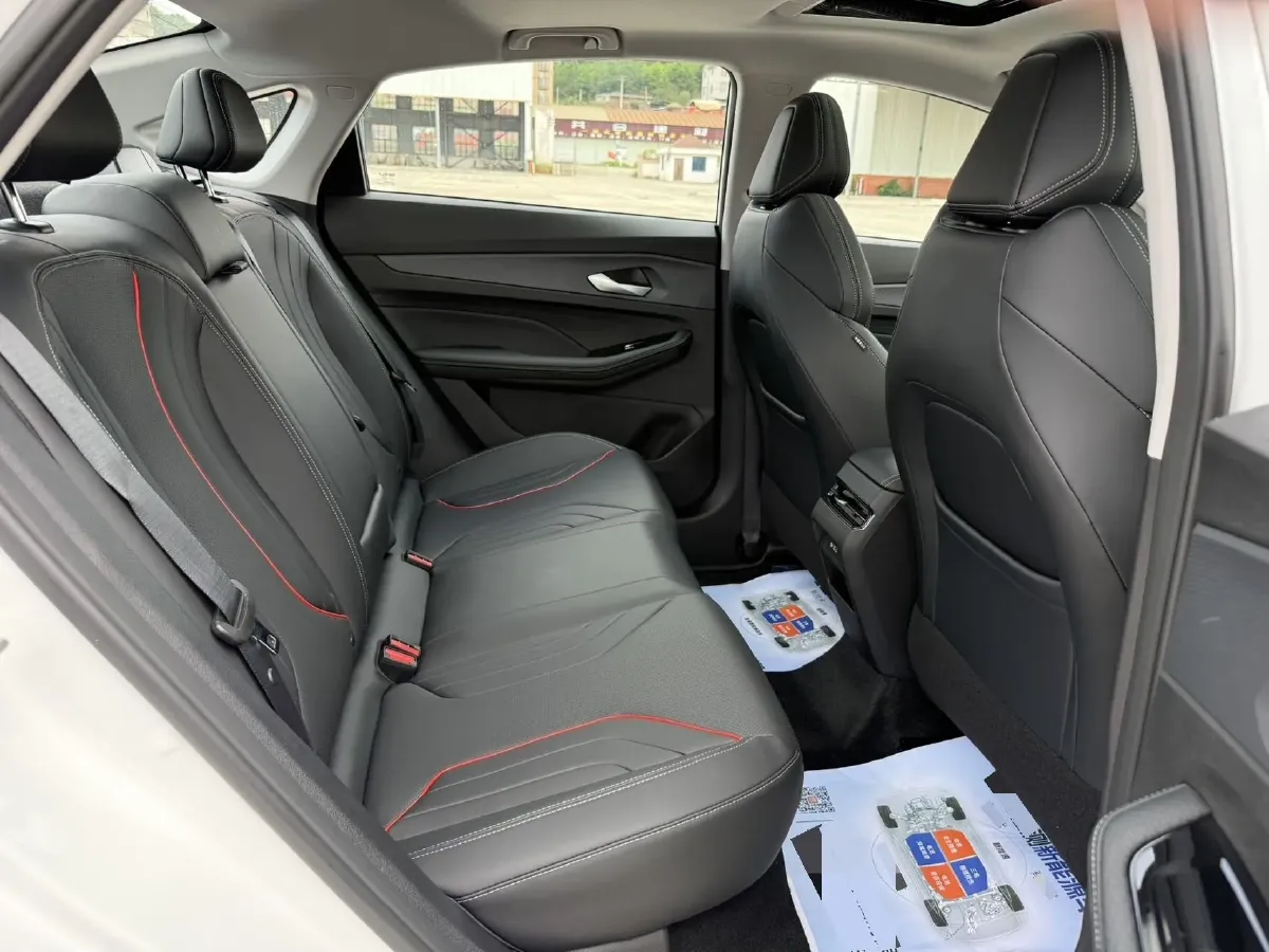 2024 Geely Binray 1.5T 181HP L4 7DCT,autocango,china used car exporter,china ev exporter,chinese used car exporter,chinese used ev exporter