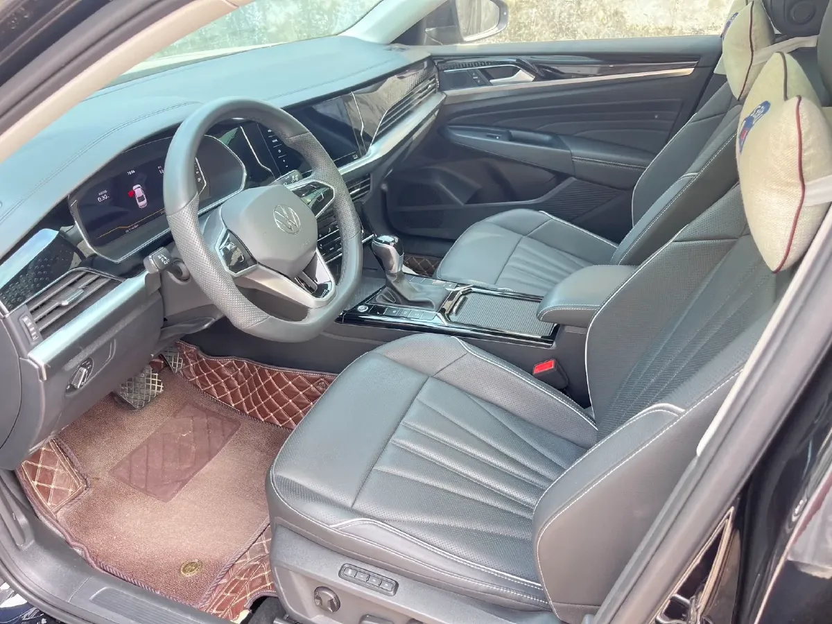 2024 Volkswagen Passat 2.0T 220HP L4 7DCT,autocango,china used car exporter,china ev exporter,chinese used car exporter,chinese used ev exporter