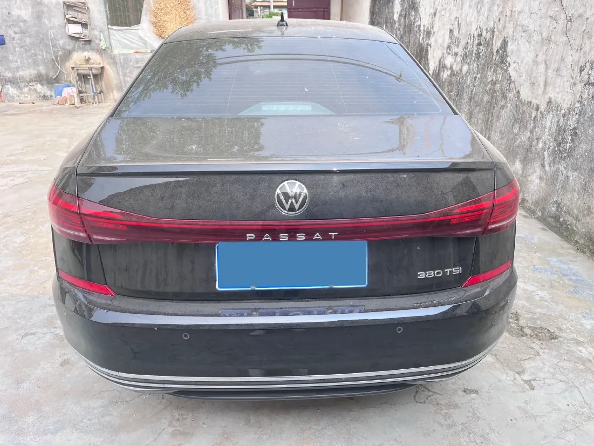 2024 Volkswagen Passat 2.0T 220HP L4 7DCT,autocango,china used car exporter,china ev exporter,chinese used car exporter,chinese used ev exporter