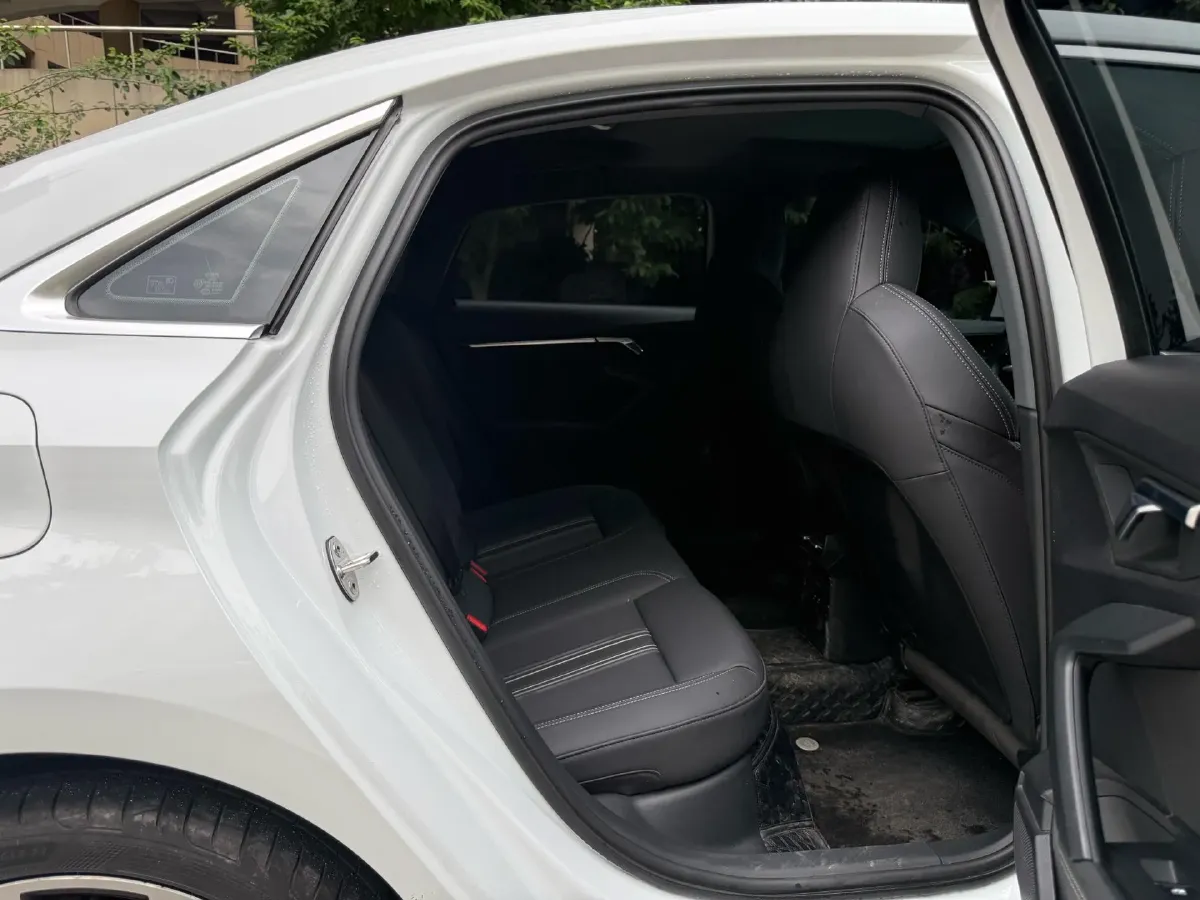2022 Audi A3 1.4T 150HP L4 7DCT,autocango,china used car exporter,china ev exporter,chinese used car exporter,chinese used ev exporter