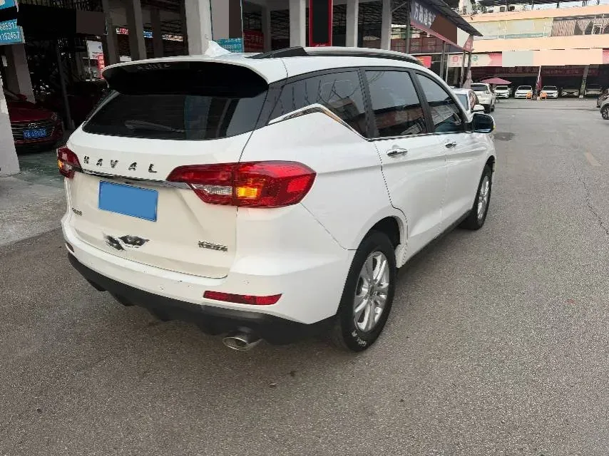 2018 Haval M6 1.5T 150HP L4 7DCT,autocango,china used car exporter,china ev exporter,chinese used car exporter,chinese used ev exporter