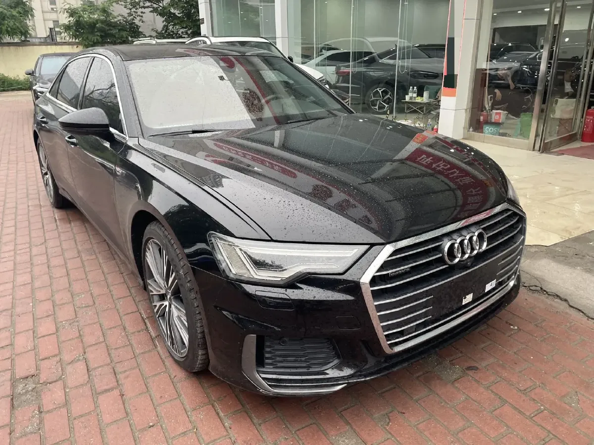 2021 Audi A6L 2.0T 224HP L4 7DCT,autocango,china used car exporter,china ev exporter,chinese used car exporter,chinese used ev exporter