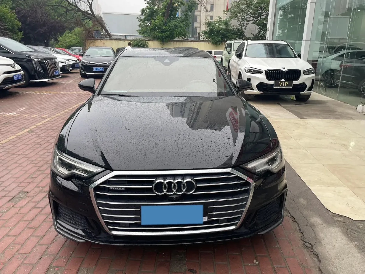 2021 Audi A6L 2.0T 224HP L4 7DCT,autocango,china used car exporter,china ev exporter,chinese used car exporter,chinese used ev exporter