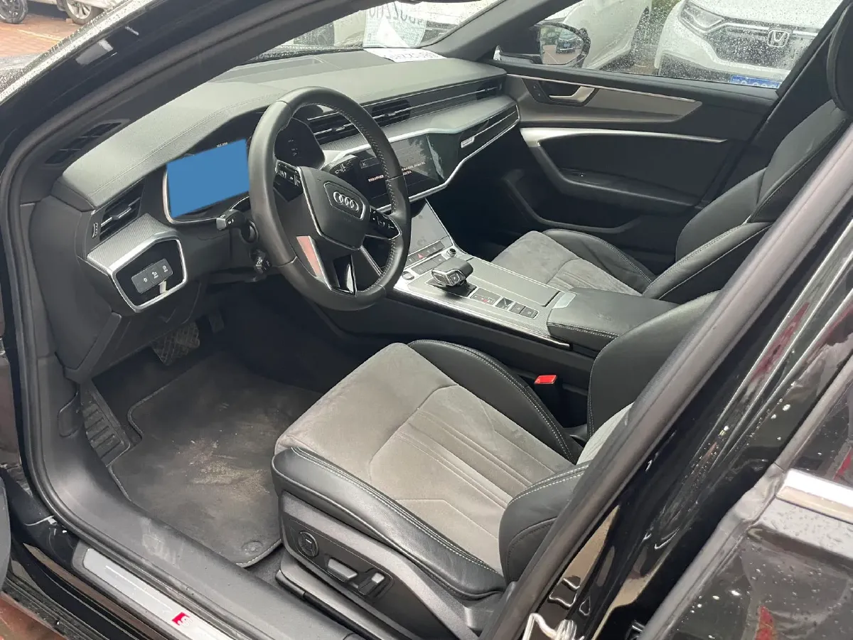2021 Audi A6L 2.0T 224HP L4 7DCT,autocango,china used car exporter,china ev exporter,chinese used car exporter,chinese used ev exporter