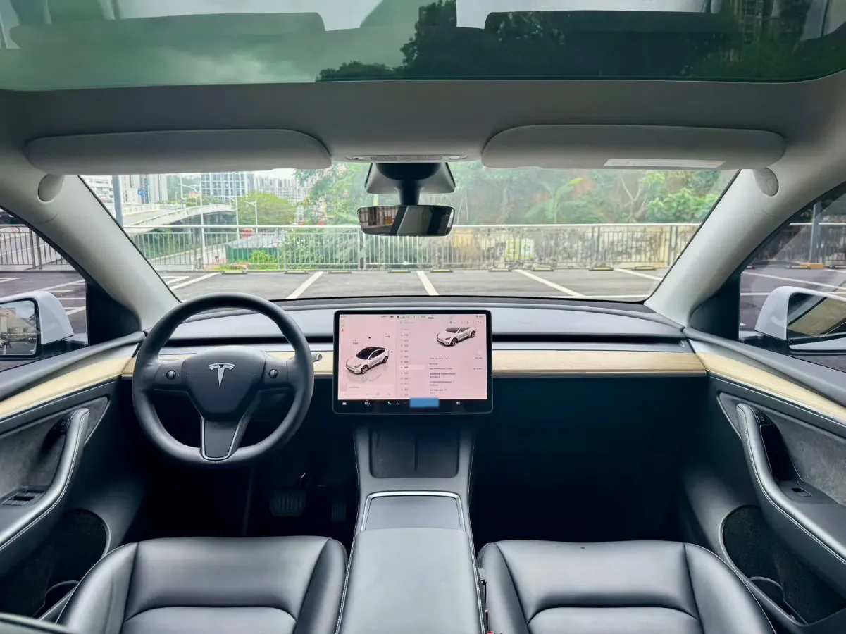 2022 Tesla Model Y BEV 60KWH,autocango,china used car exporter,china ev exporter,chinese used car exporter,chinese used ev exporter