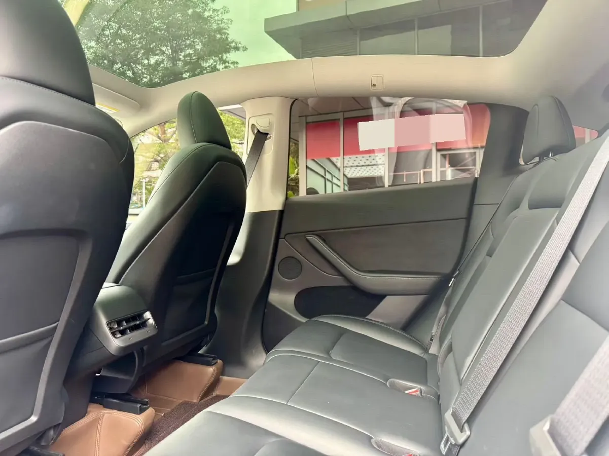 2022 Tesla Model Y BEV 60KWH,autocango,china used car exporter,china ev exporter,chinese used car exporter,chinese used ev exporter