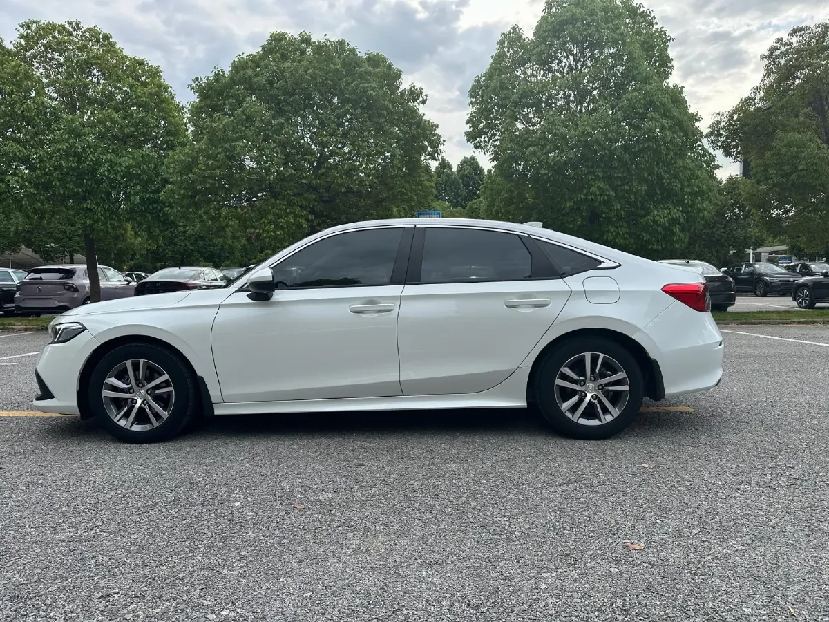 2023 Honda Civic 1.5T 182HP L4 CVT,autocango,china used car exporter,china ev exporter,chinese used car exporter,chinese used ev exporter