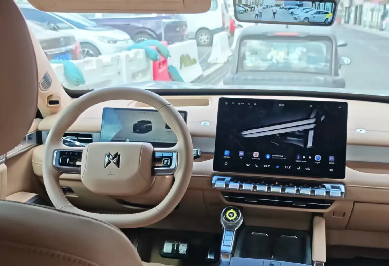2025 M Hero WarriorM817 1.5T 197HP L4 2DHT PHEV,autocango,china used car exporter,china ev exporter,chinese used car exporter,chinese used ev exporter