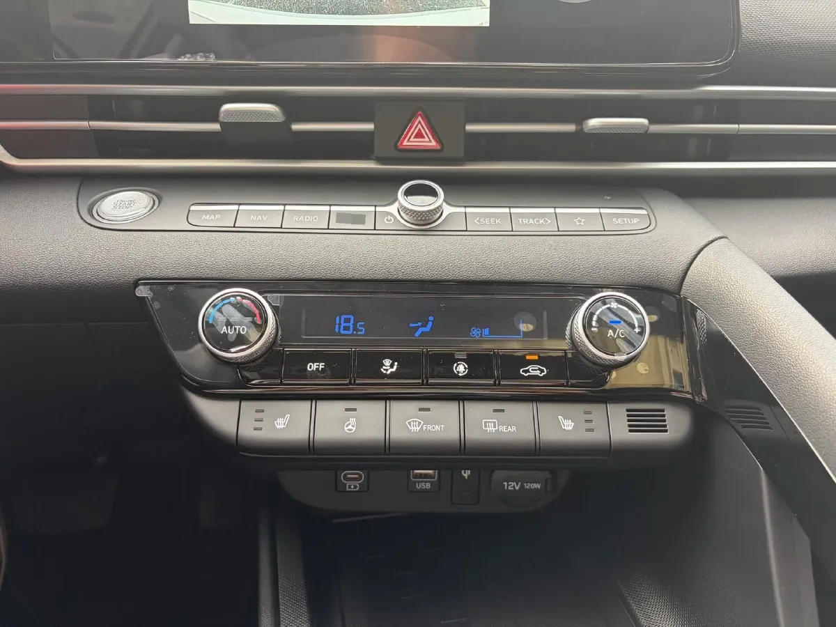 2023 Hyundai Elantra 1.5L 115HP L4 CVT,autocango,china used car exporter,china ev exporter,chinese used car exporter,chinese used ev exporter