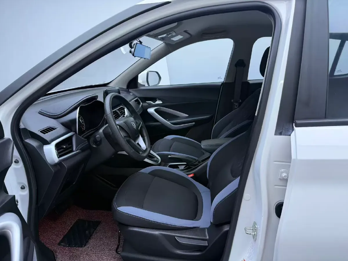 2021 BaoJun 510 1.5L 99HP L4 CVT,autocango,china used car exporter,china ev exporter,chinese used car exporter,chinese used ev exporter