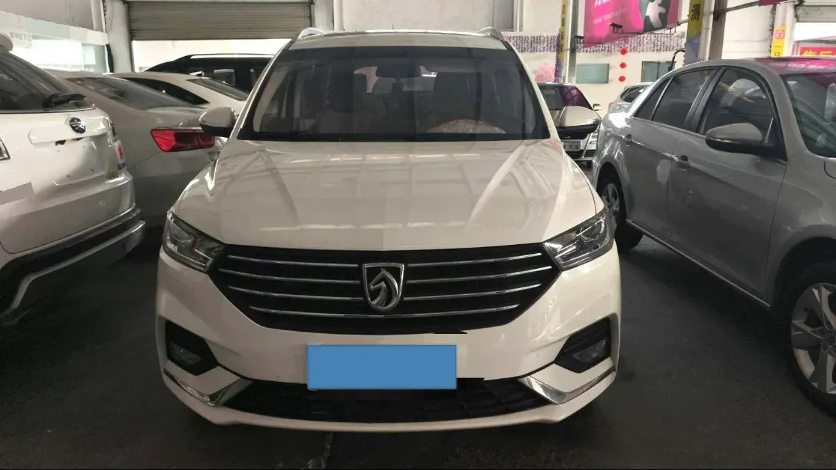 2018 BaoJun 360 1.5L 112HP L4 6MT,autocango,china used car exporter,china ev exporter,chinese used car exporter,chinese used ev exporter