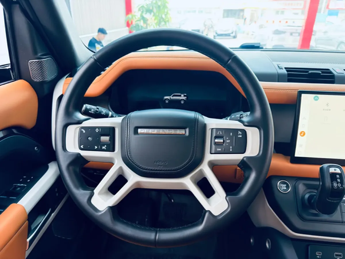 2024 Land Rover Defender 3.0T 400HP L6 8AT,autocango,china used car exporter,china ev exporter,chinese used car exporter,chinese used ev exporter