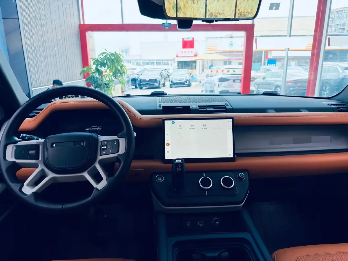 2024 Land Rover Defender 3.0T 400HP L6 8AT,autocango,china used car exporter,china ev exporter,chinese used car exporter,chinese used ev exporter