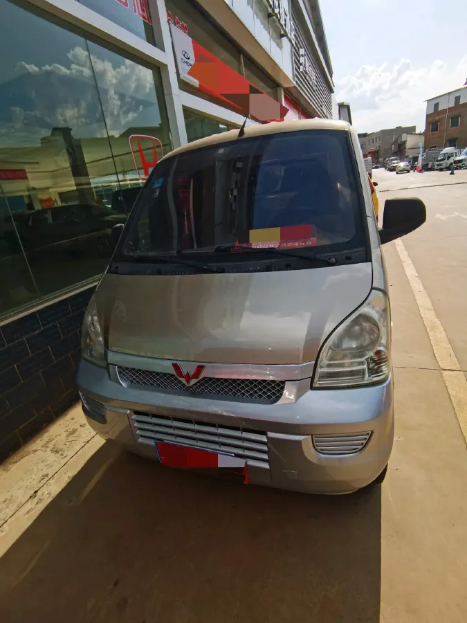 2019 WuLing RongGuang 1.5L 107HP L4 5MT,autocango,china used car exporter,china ev exporter,chinese used car exporter,chinese used ev exporter