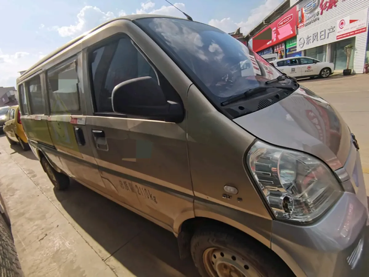2019 WuLing RongGuang 1.5L 107HP L4 5MT,autocango,china used car exporter,china ev exporter,chinese used car exporter,chinese used ev exporter