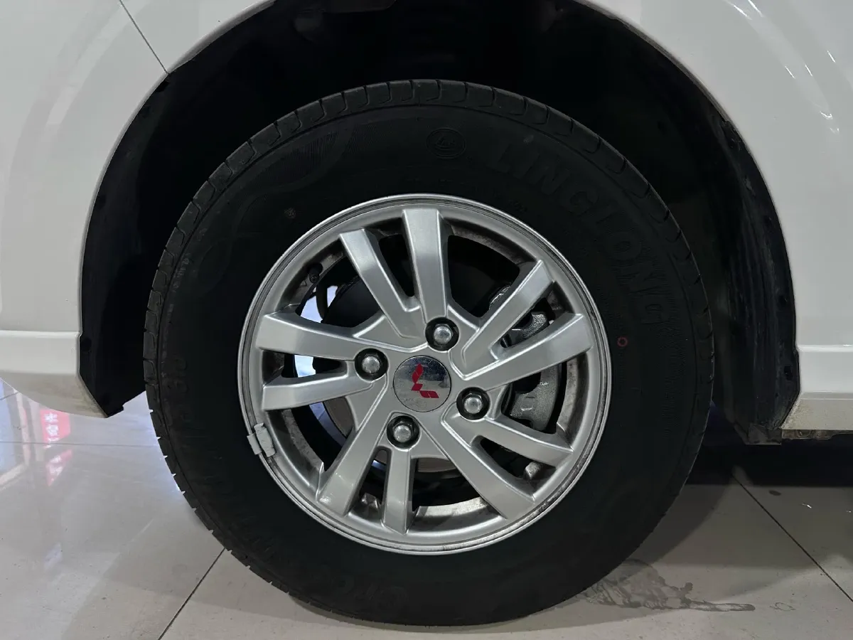 2021 WuLing RongGuang New Truck 1.5L 99HP L4 5MT,autocango,china used car exporter,china ev exporter,chinese used car exporter,chinese used ev exporter