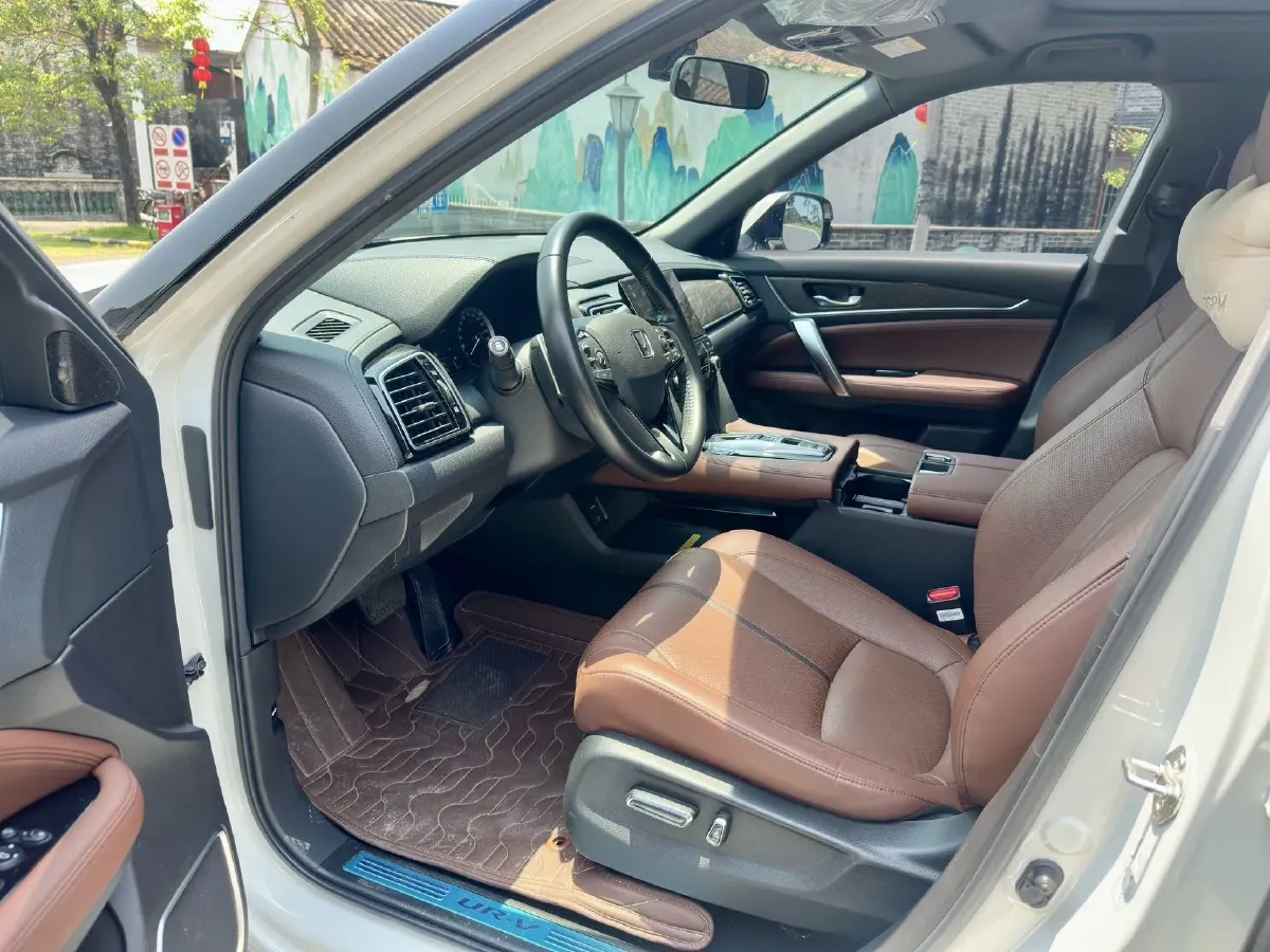 2020 Honda UR-V 2.0T 272HP L4 9AT,autocango,china used car exporter,china ev exporter,chinese used car exporter,chinese used ev exporter