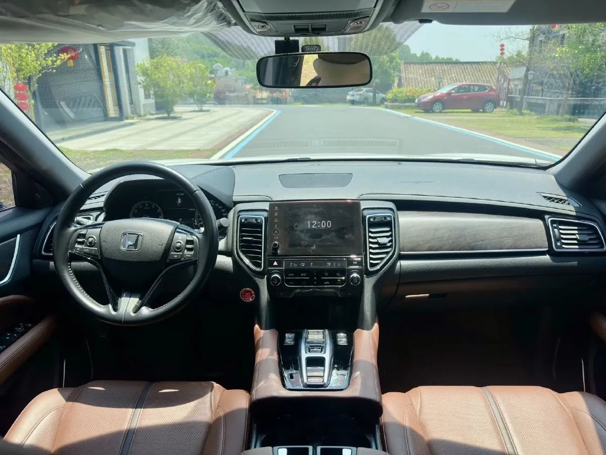 2020 Honda UR-V 2.0T 272HP L4 9AT,autocango,china used car exporter,china ev exporter,chinese used car exporter,chinese used ev exporter