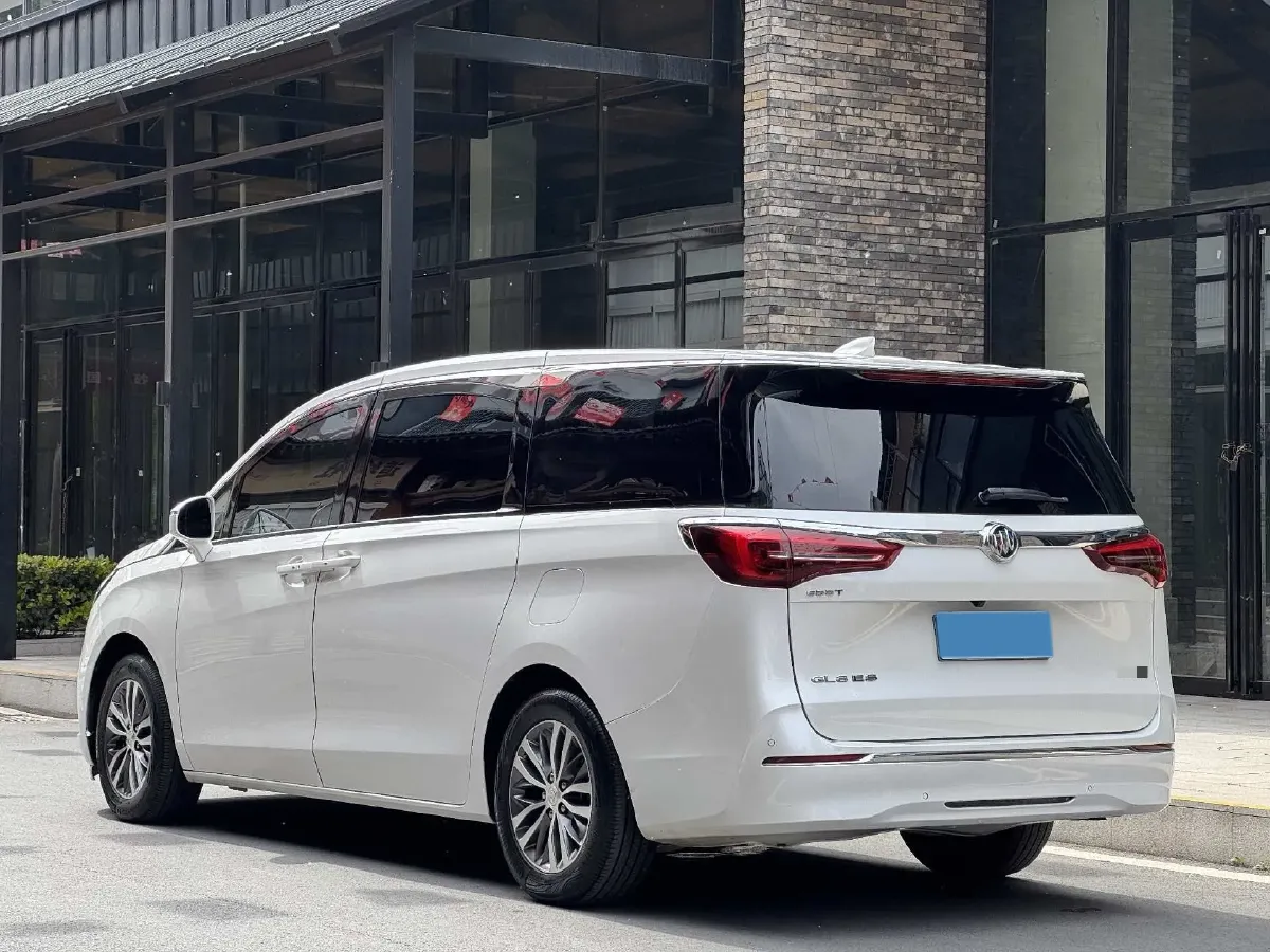 2022 Buick GL8 2.0T 237HP L4 9AT,autocango,china used car exporter,china ev exporter,chinese used car exporter,chinese used ev exporter